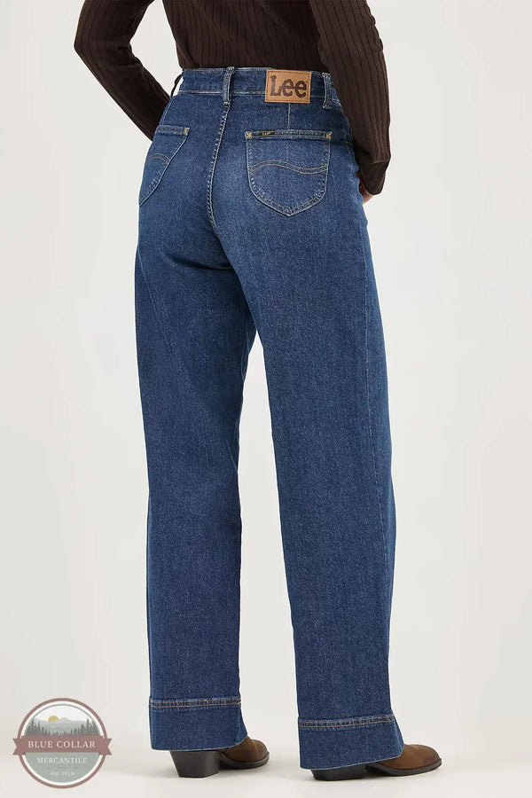 112339752 Elevated Retro Legendary Trouser Jeans