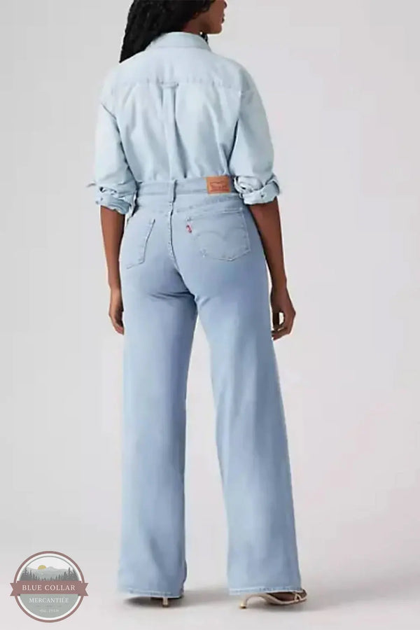Levi's 001PZ-0004 318 Shaping Wide Leg Jean in Light Wash model back view