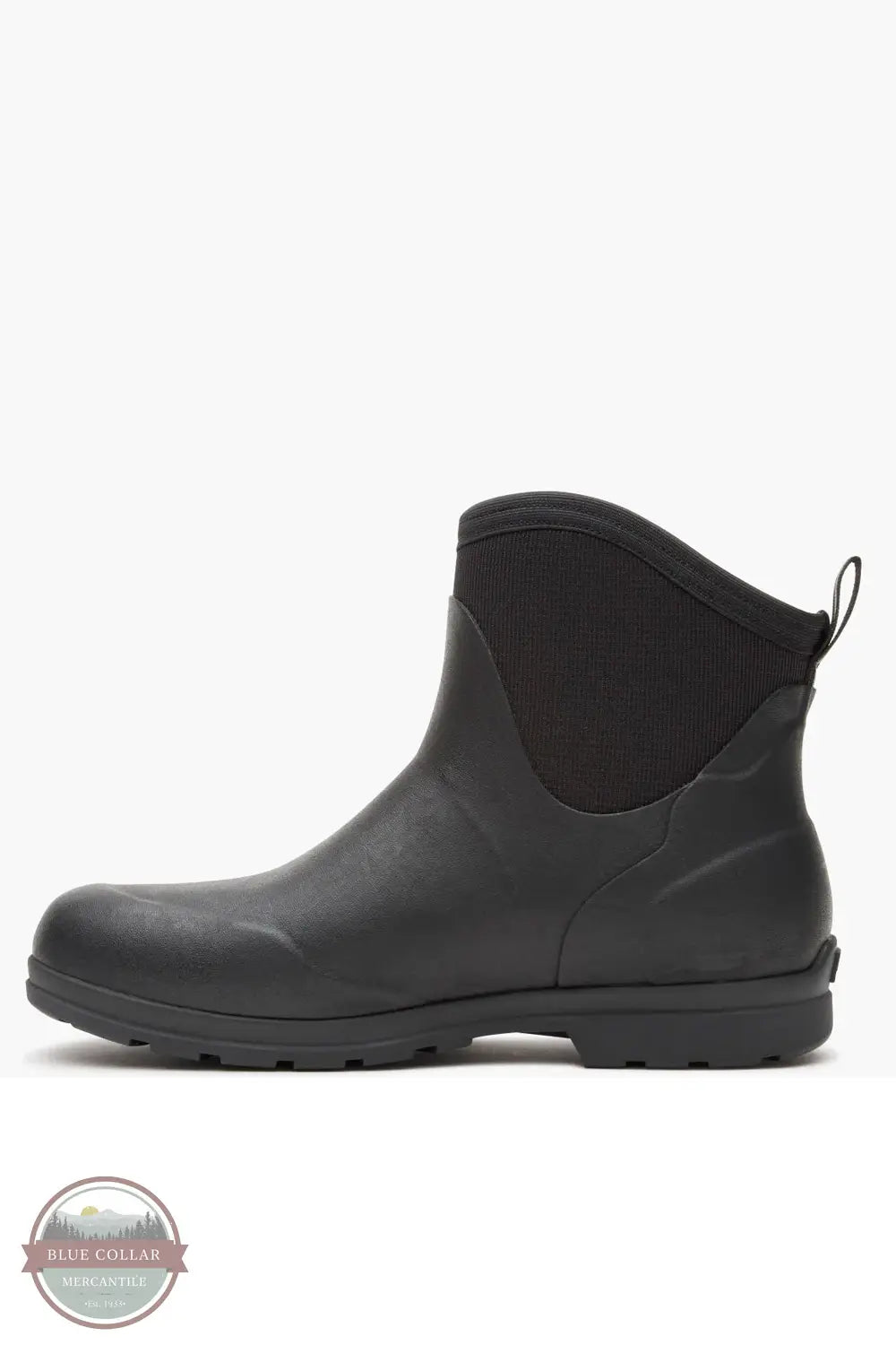 Muck Boots MOEM000 Originals Excursion Waterproof Mid Boots in Black, in step