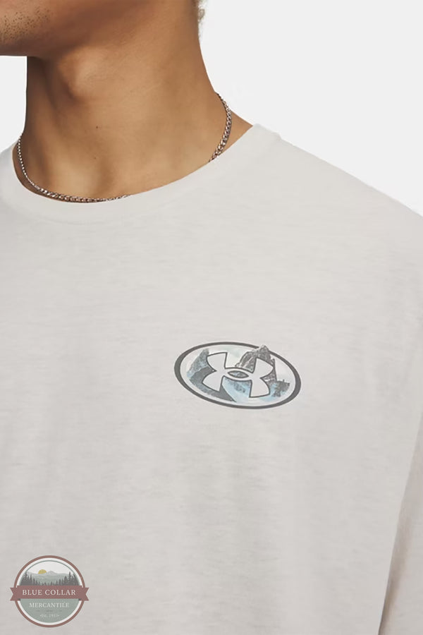 Under Armour 6011077-279 UA Mountain Photoreal T-Shirt in Grey front pocket image