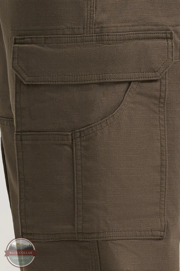 Wrangler 112374649 Riggs Workwear Performance Ranger Cargo Pant in Loden Green cargo pocket view
