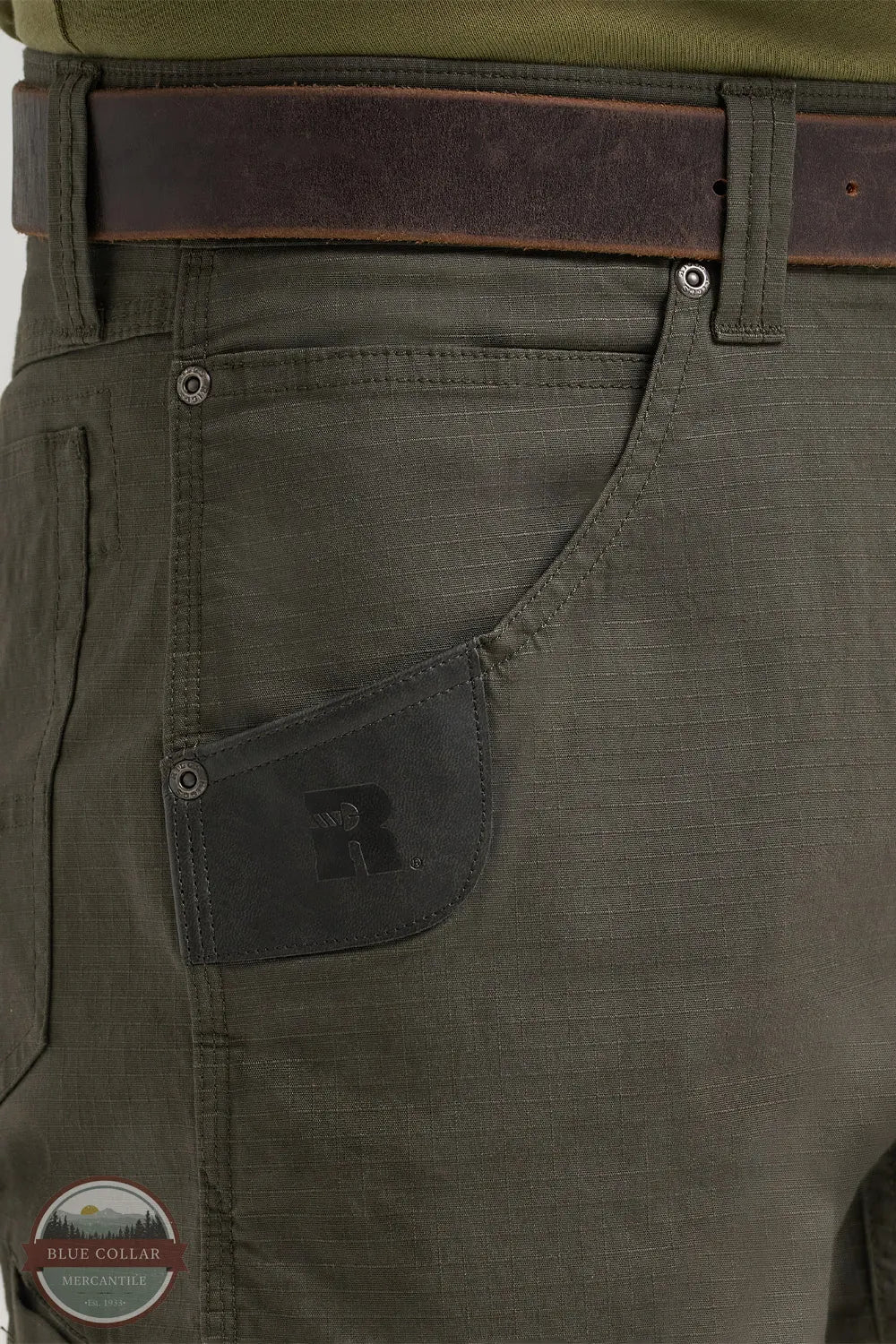 Wrangler 112375001 Riggs Workwear Performance Technician Pant in Loden Green front pocket detail view