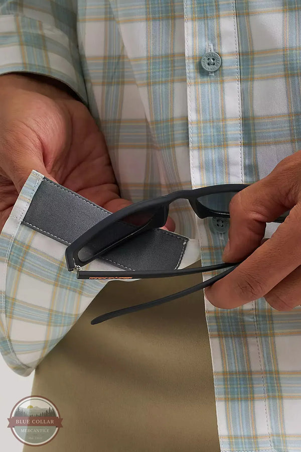 Wrangler 112375101 All Terrain Gear Hike to Fish Shirt cleaning glasses on shirt corner