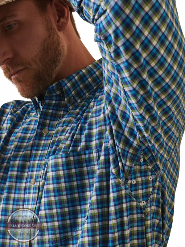 Ariat 10043784 Pro Series Lincoln Classic Fit Long Sleeve Shirt in Blue and Green Plaid Detail View