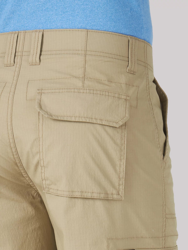 Lee 2314314 Extreme Motion Cameron Relaxed Cargo Shorts in Oscar Khaki Back Pocket