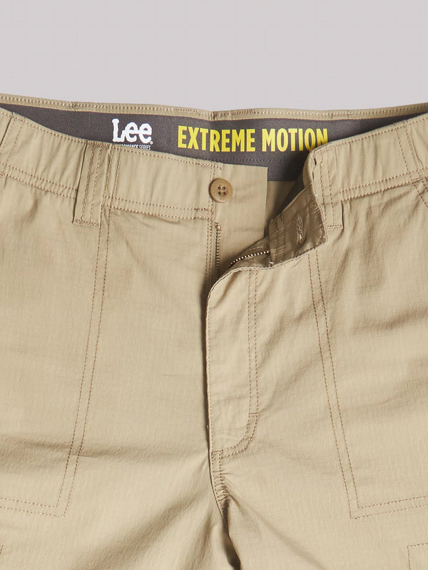 Lee 2314314 Extreme Motion Cameron Relaxed Cargo Shorts in Oscar Khaki Waist Detail