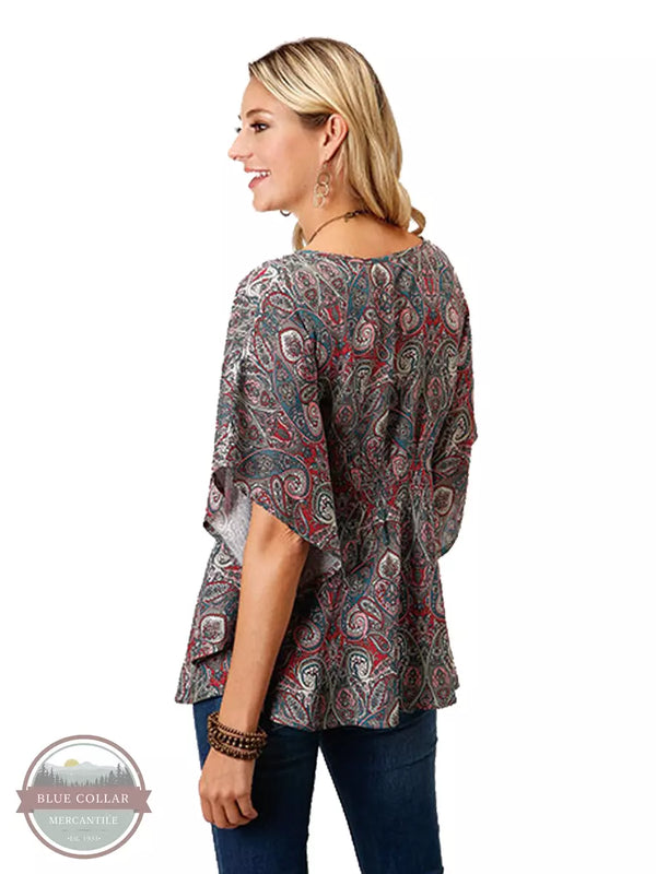 Roper 03-051-0590-7033 GR Flowy Poncho in Sage Paisley Print Back View
