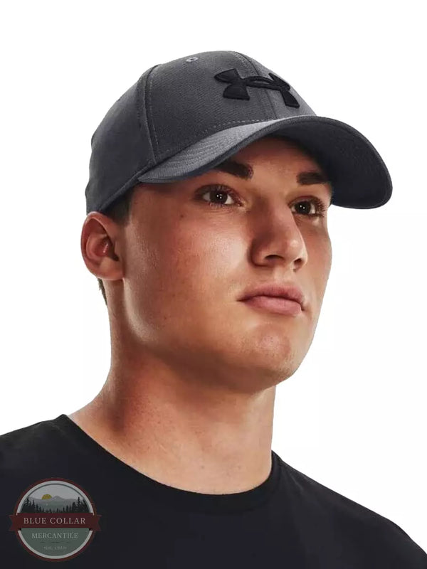 Under Armour 1376700 Blitzing Cap Pitch Gray Model View