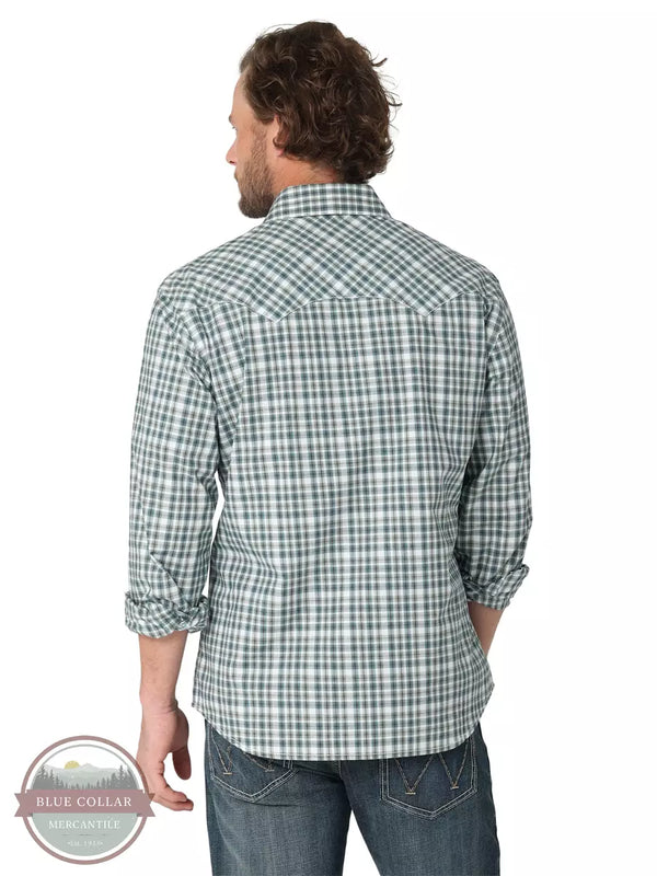 Wrangler 112324675 Green Plaid Long Sleeve Retro Western Snap Shirt Back View