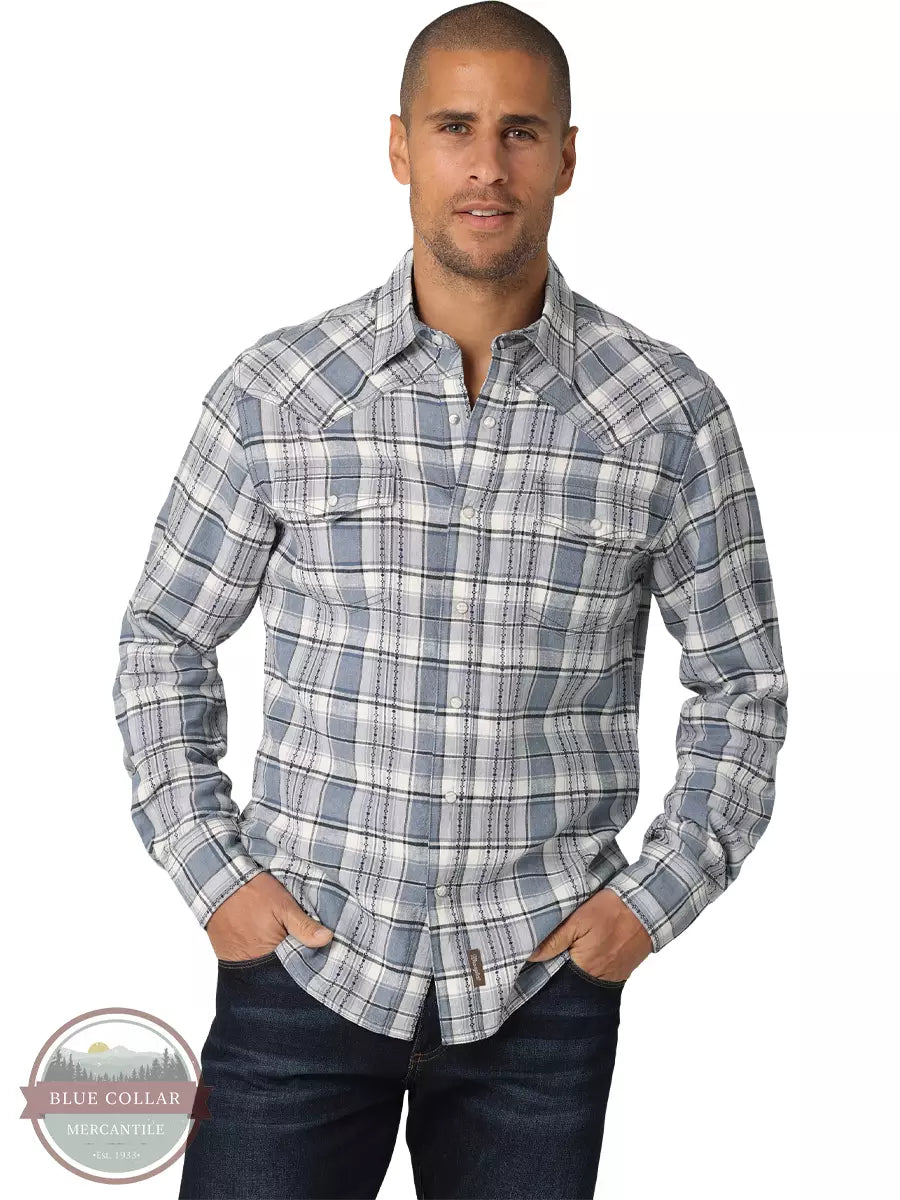 Wrangler 112324847 Retro Premium Long Sleeve Western Snap Shirt in White and Navy Plaid Front View