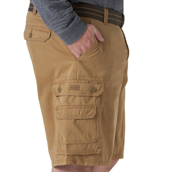 Lee 2283323 Wyoming Extreme Motion Crossroad Cargo Shorts in Bourbon side close up