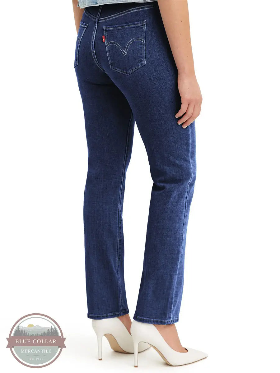 Levi s 39250 Women s Classic Straight Leg Jean